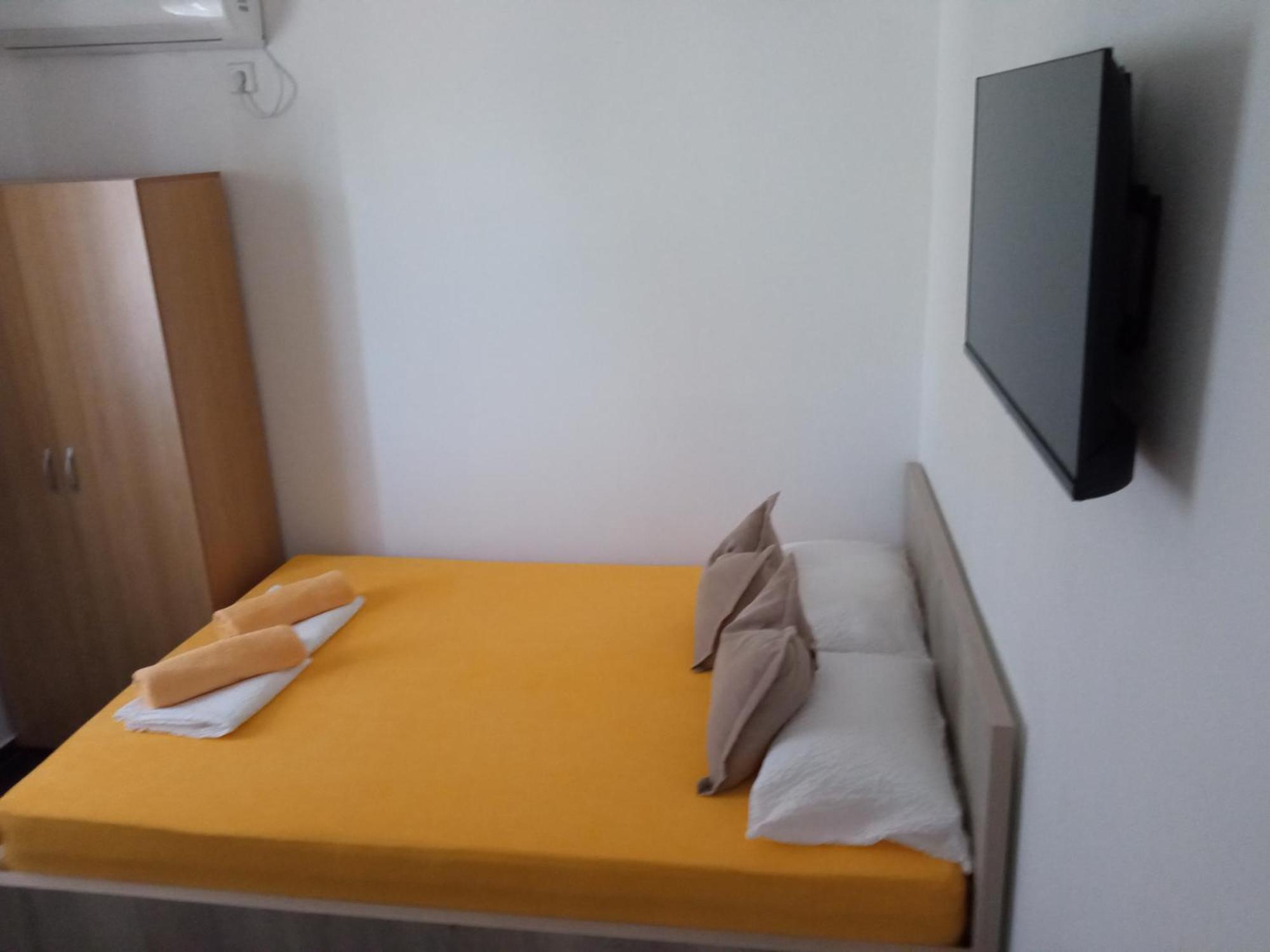 Guest House Inara เนอุม ห้อง รูปภาพ